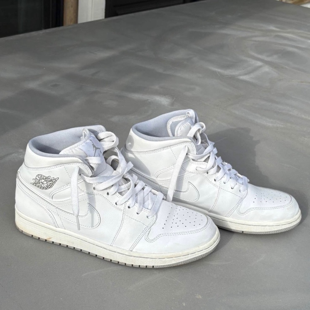 Nike Air Jordan 1